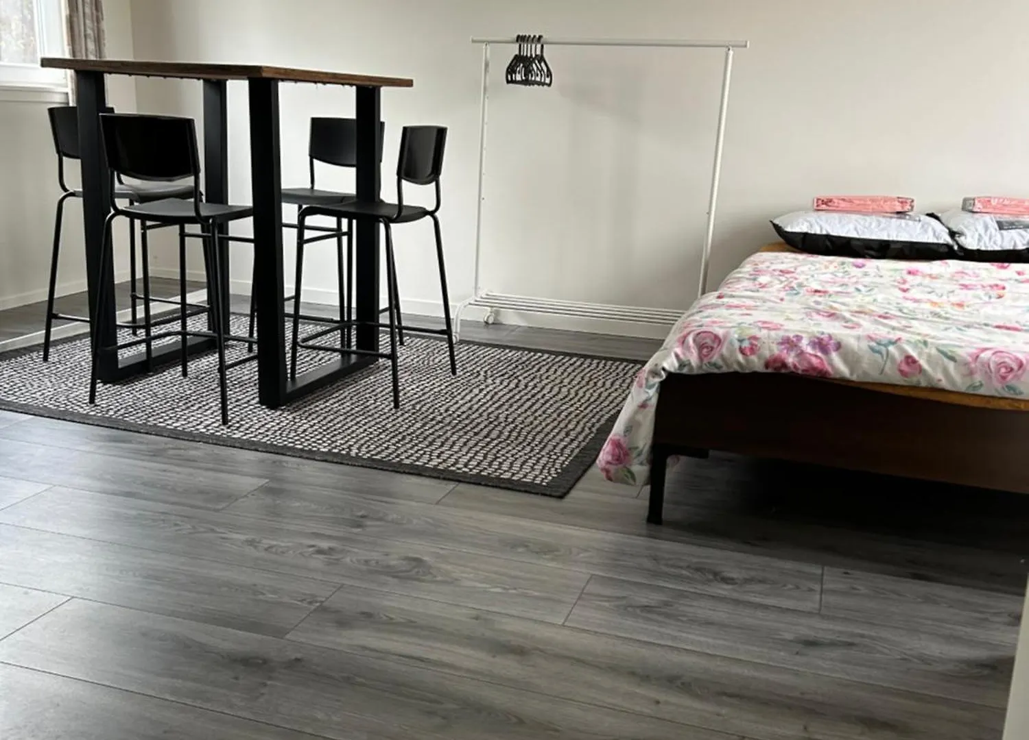 Private Apt Amsterdam Netherlands